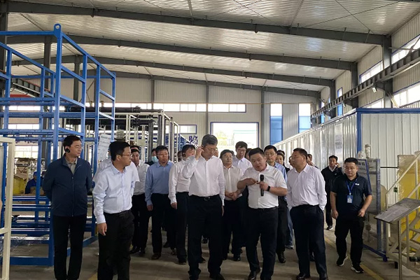 內(nèi)蒙古自治區(qū)黨委常委、通遼市委書記孟憲東攜考察團到一諾環(huán)境考察指導 內(nèi)蒙古自治區(qū)黨委常委、通遼市委書記孟憲東攜考察團到一諾環(huán)境考察指導